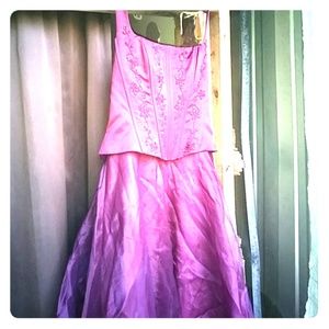 PROM/BRIDESMAIDS DESIGNER DRESS